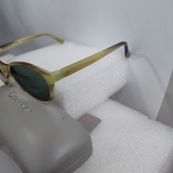 Calvin Klein Eyeglasses Sunglasses CK 5881 Cream Frames Only 51-18-135 w Case - Picture 4 of 9